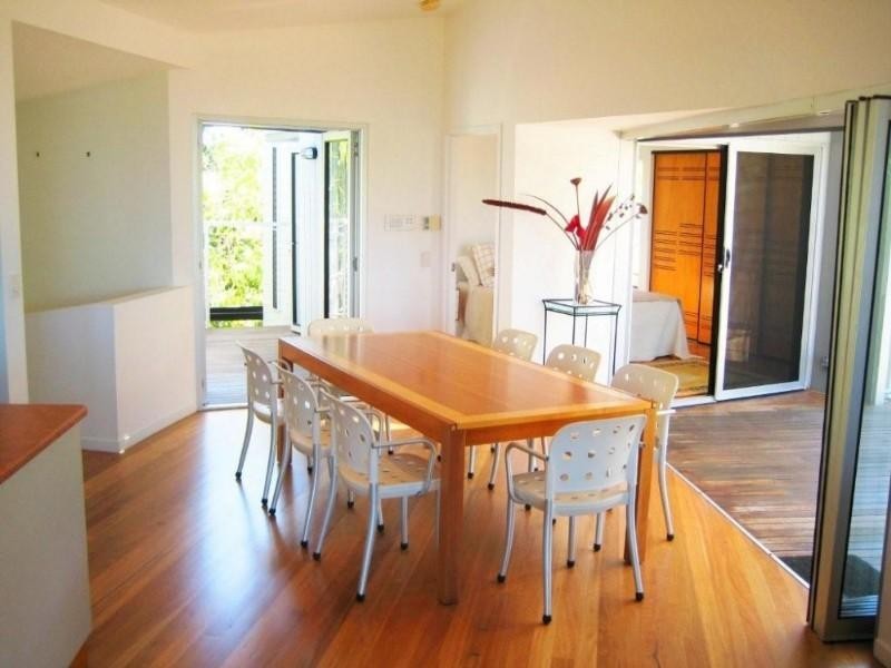 Castaways Beach QLD 4567