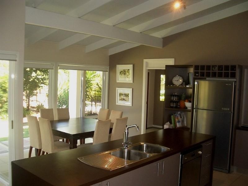 17 Lake Entrance Boulavard, Noosaville QLD 4566