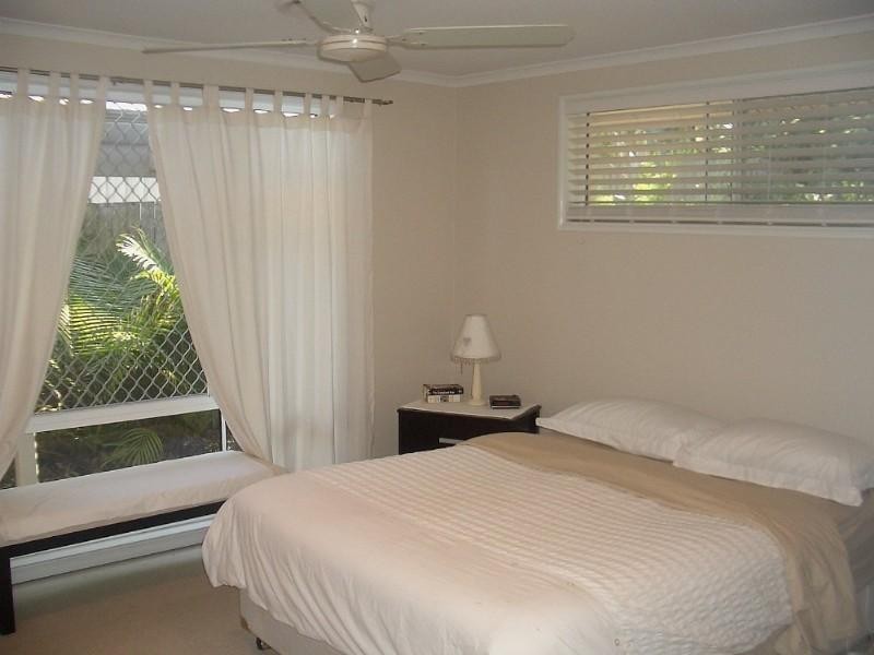 17 Lake Entrance Boulavard, Noosaville QLD 4566