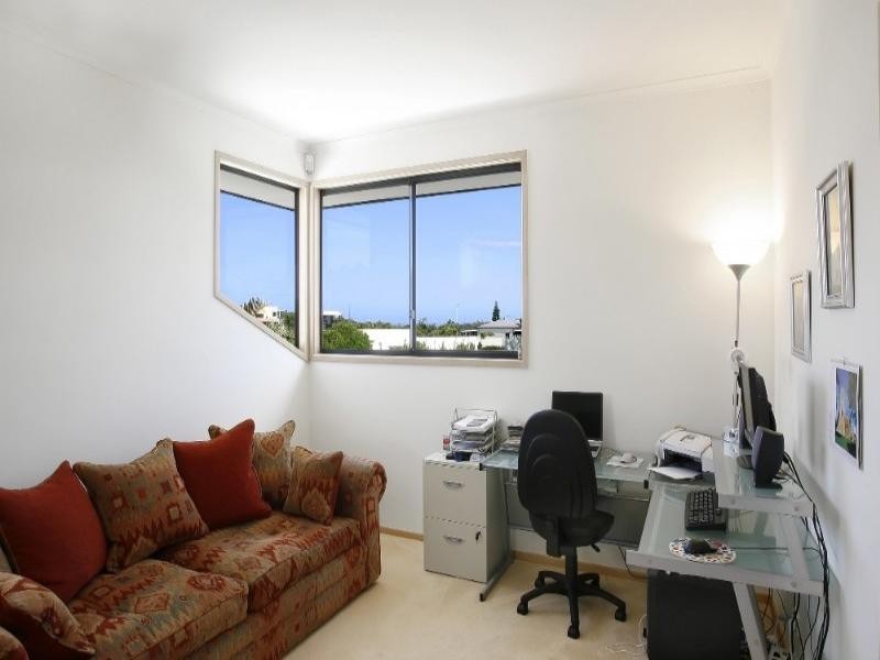 36 Driftwood Drive, Castaways Beach QLD 4567