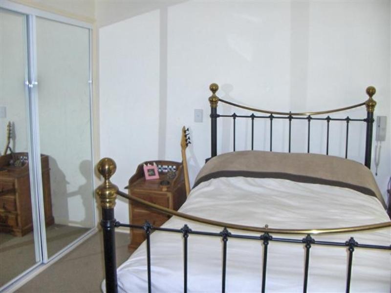 15/1 Beacon Court, Sunrise Beach QLD 4567