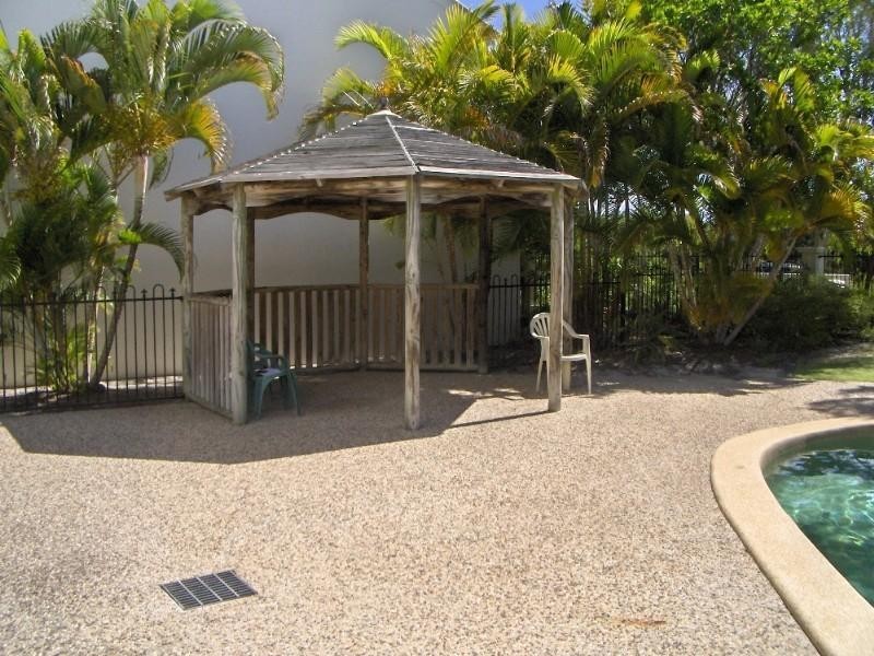 15/1 Beacon Court, Sunrise Beach QLD 4567