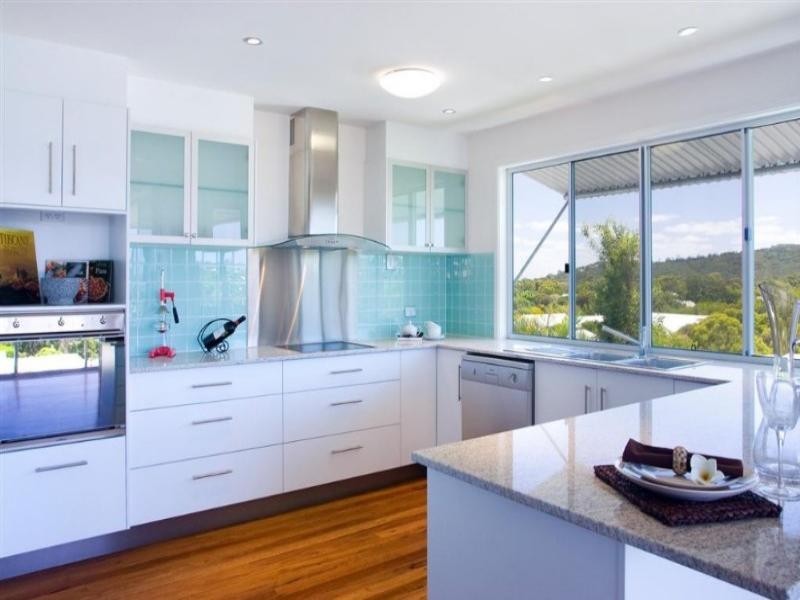 2/71 Southern Cross Parade, Sunrise Beach QLD 4567