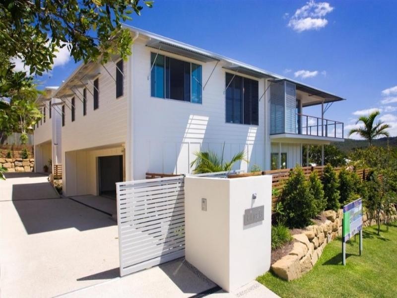 2/71 Southern Cross Parade, Sunrise Beach QLD 4567