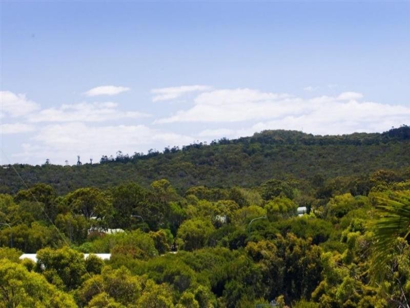 2/71 Southern Cross Parade, Sunrise Beach QLD 4567