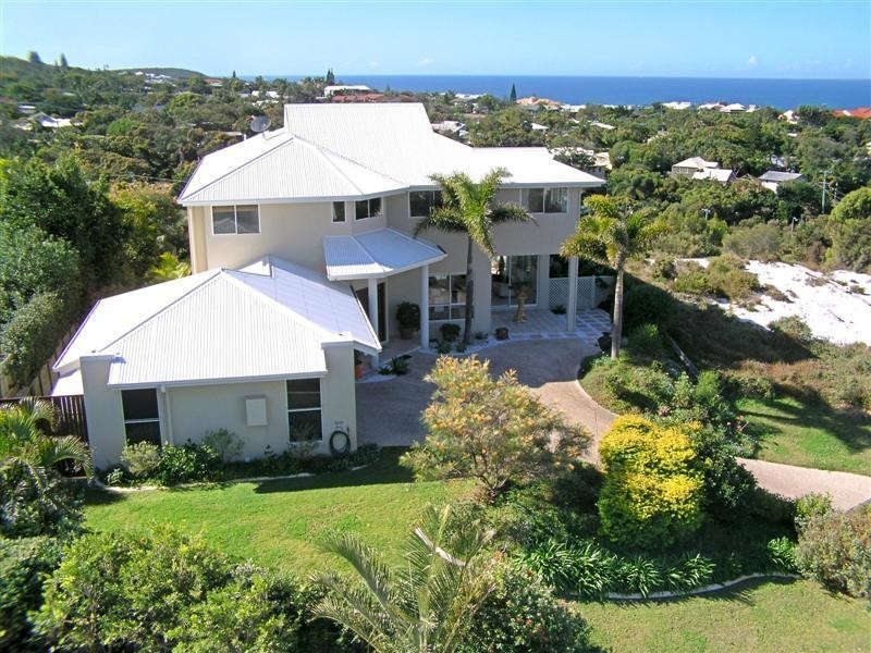 30 Captains Court, Sunrise Beach QLD 4567
