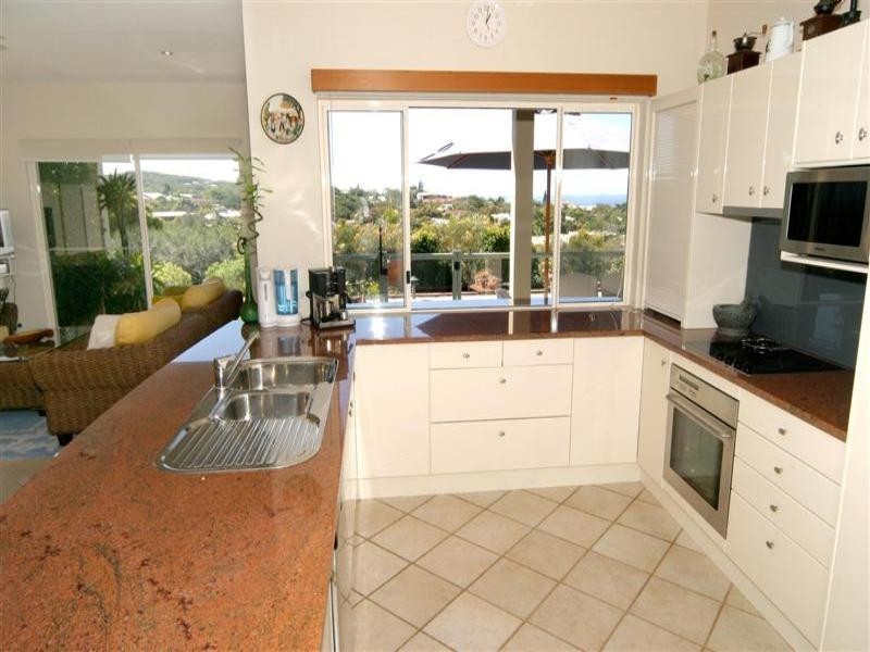 30 Captains Court, Sunrise Beach QLD 4567