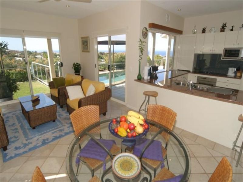 30 Captains Court, Sunrise Beach QLD 4567