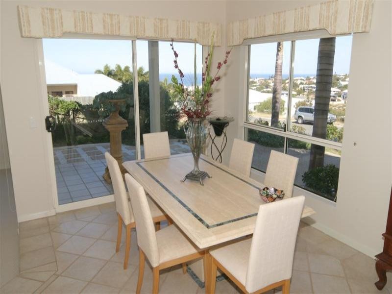 30 Captains Court, Sunrise Beach QLD 4567