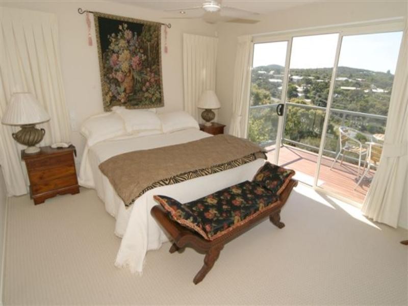 30 Captains Court, Sunrise Beach QLD 4567