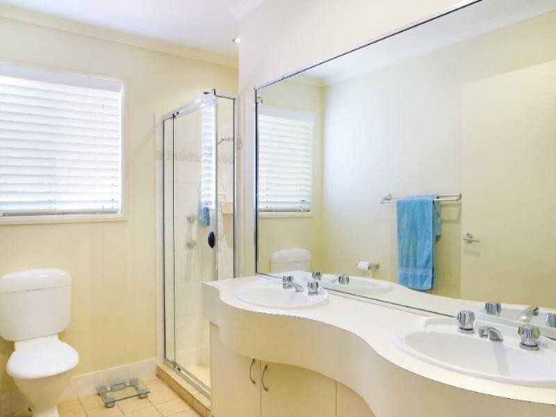 15 Shipyard Circuit, Noosaville QLD 4566