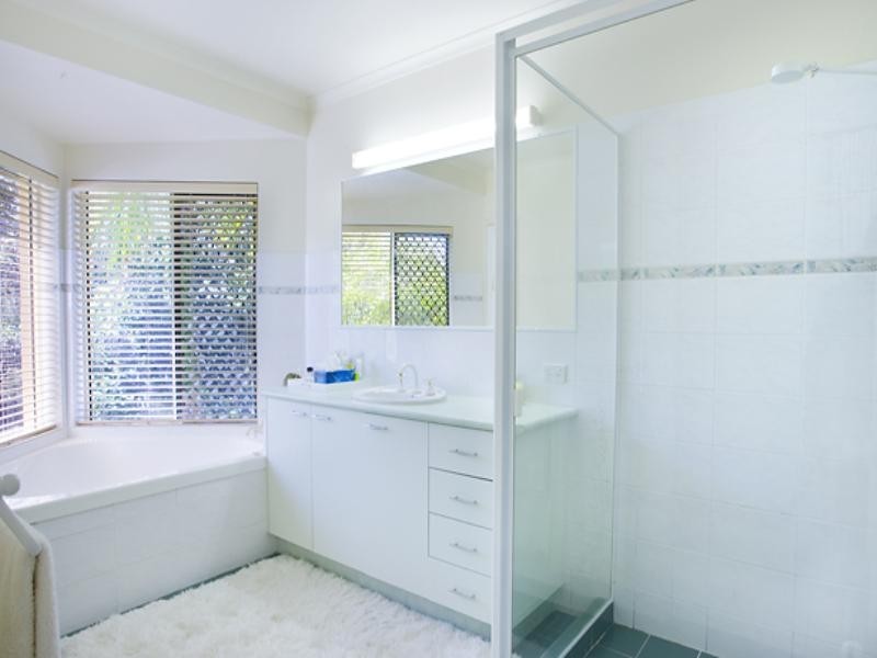 Castaways Beach QLD 4567