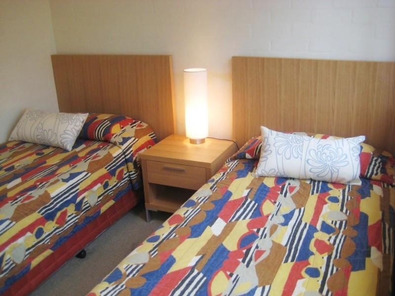 1 Edgar Bennett Avenue, Noosa Heads QLD 4567