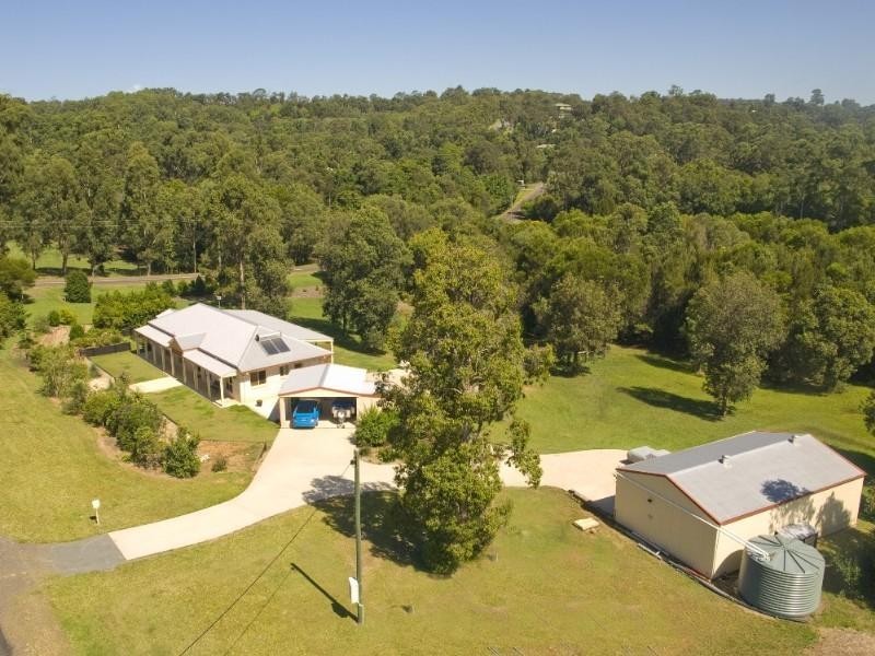 5 Stockman Court, Pomona QLD 4568