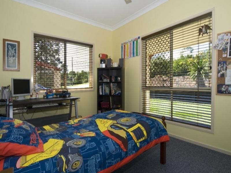 5 Stockman Court, Pomona QLD 4568