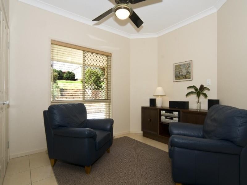 5 Stockman Court, Pomona QLD 4568