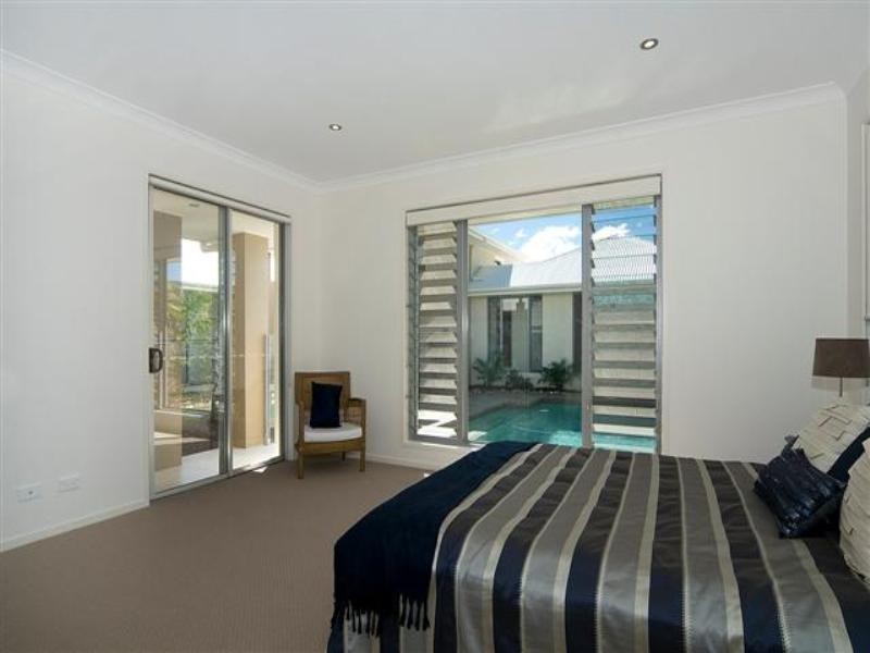 6 Aspera Place, Noosaville QLD 4566