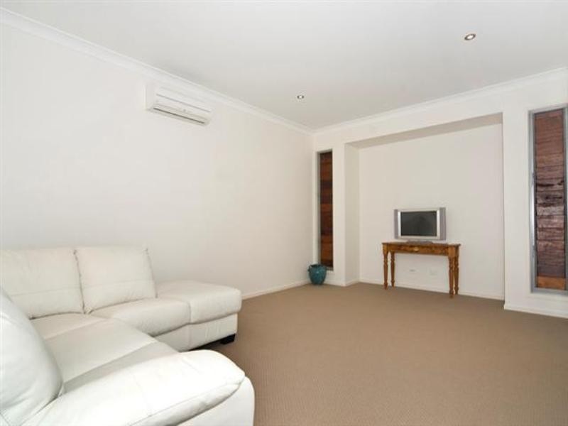 6 Aspera Place, Noosaville QLD 4566