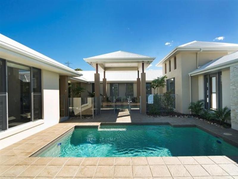 6 Aspera Place, Noosaville QLD 4566