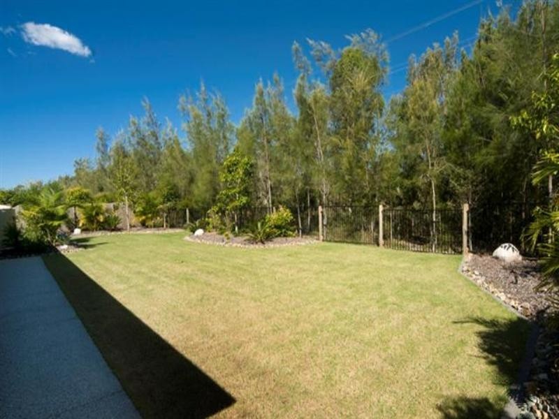 6 Aspera Place, Noosaville QLD 4566