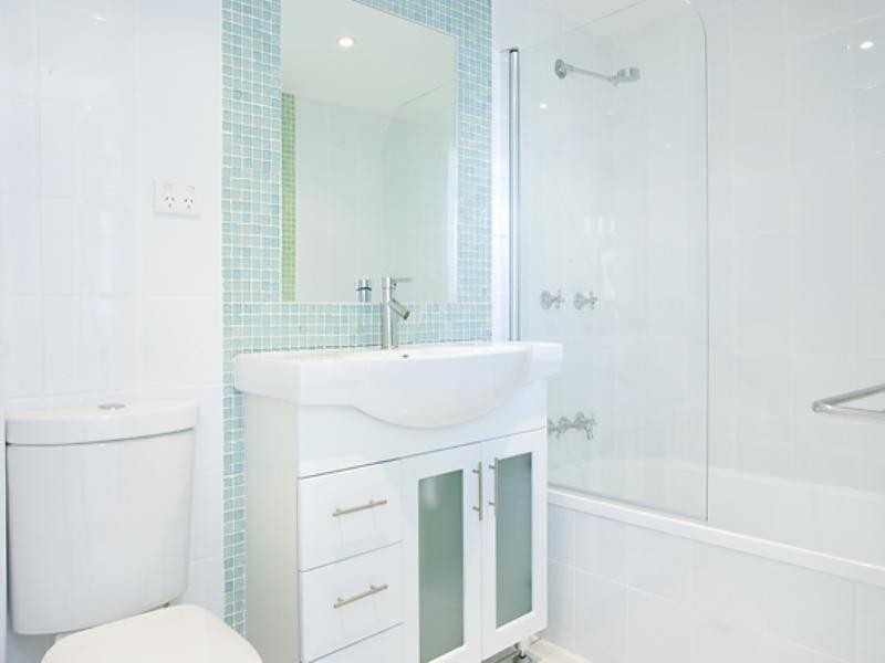 1/20 Orealla Crescent, Sunrise Beach QLD 4567