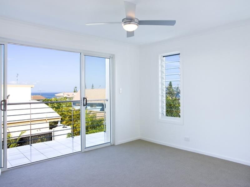 1/20 Orealla Crescent, Sunrise Beach QLD 4567