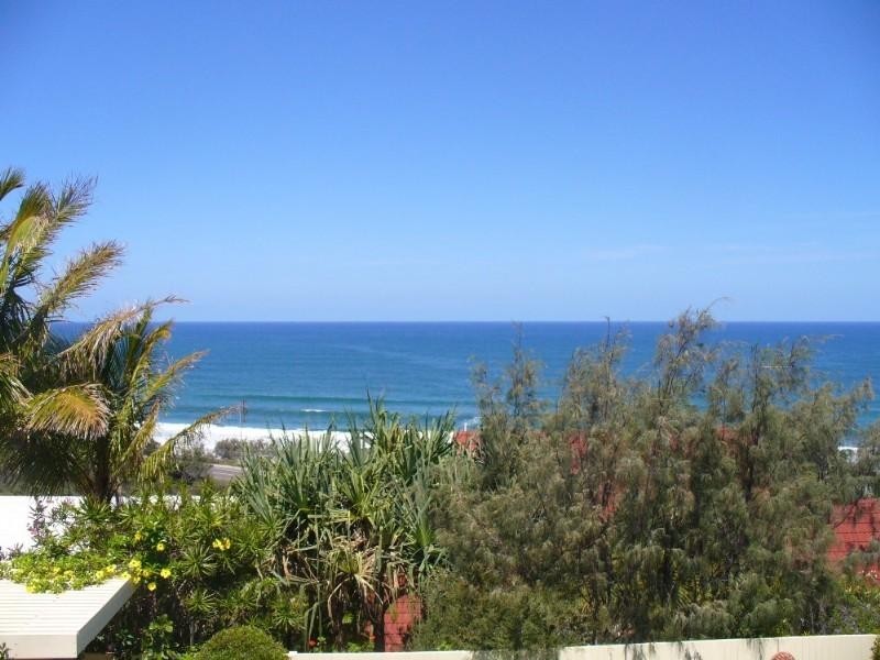 Sunrise Beach QLD 4567