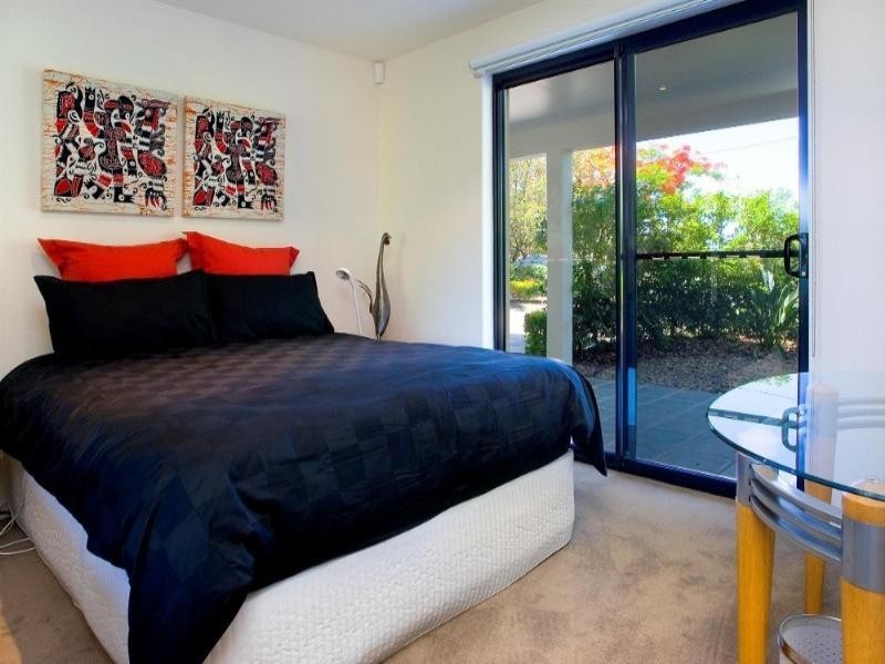 2 Ward Street, Tewantin QLD 4565