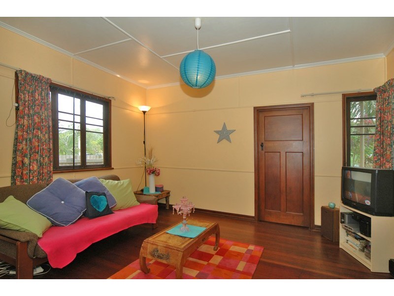 19 Eumundi Road, Noosaville QLD 4566