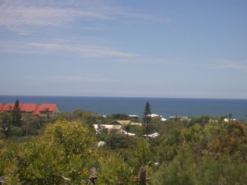 28 Captains Court, Sunrise Beach QLD 4567