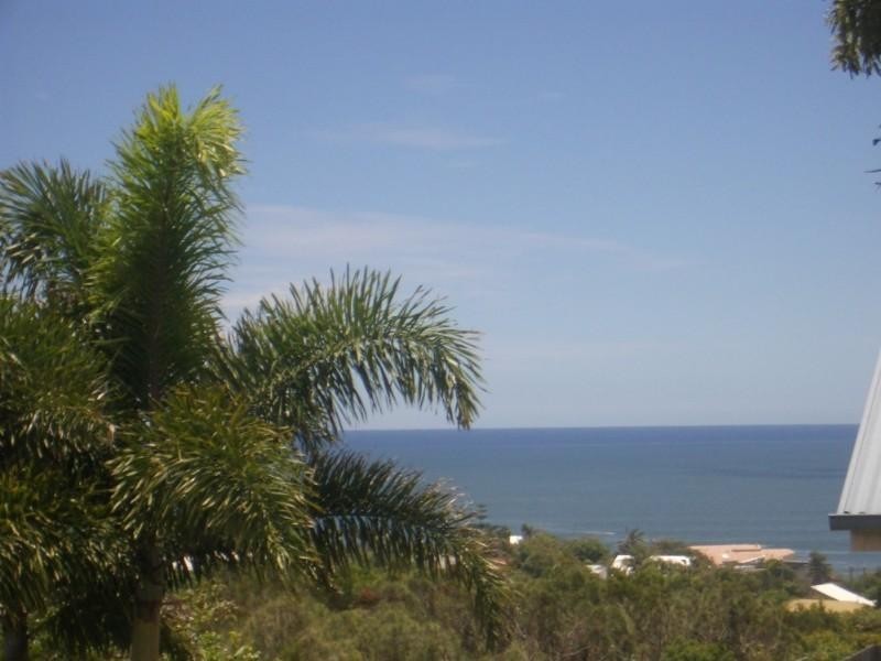 28 Captains Court, Sunrise Beach QLD 4567