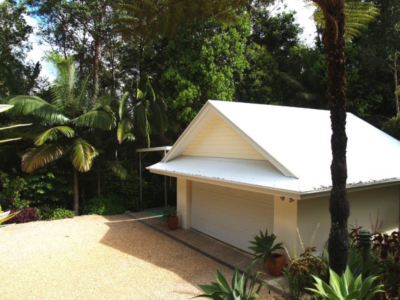 240 Valley Drive, Doonan QLD 4562