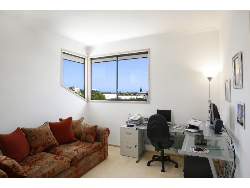 36 Driftwood Drive, Castaways Beach QLD 4567