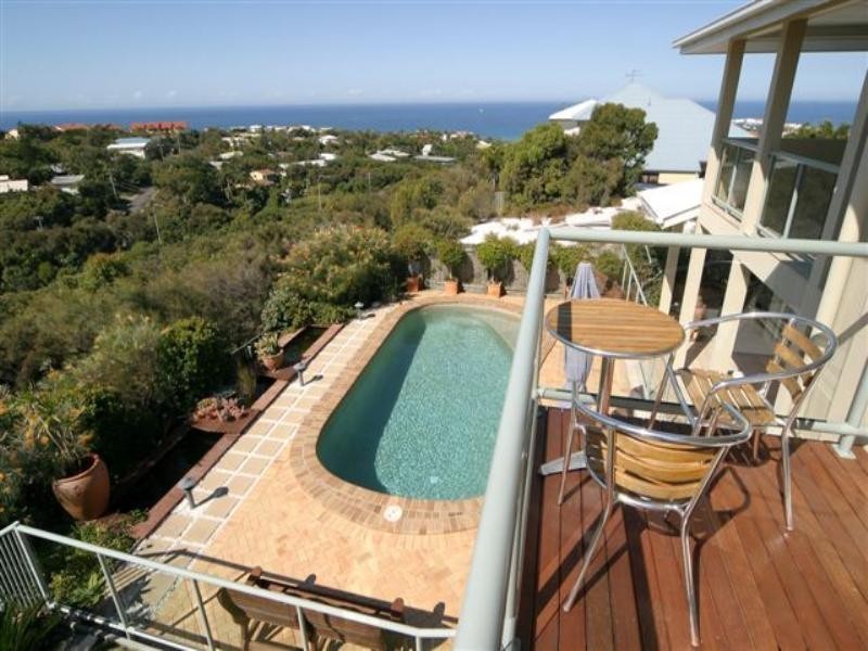 30 Captains Court, Sunrise Beach QLD 4567
