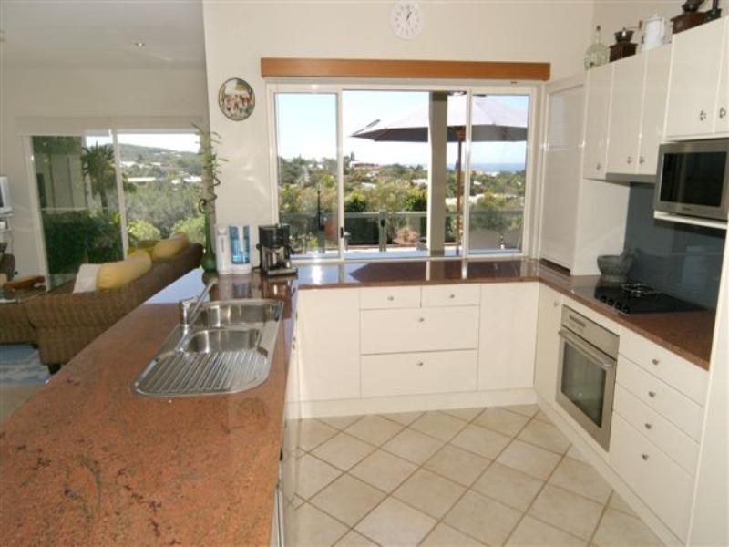 30 Captains Court, Sunrise Beach QLD 4567