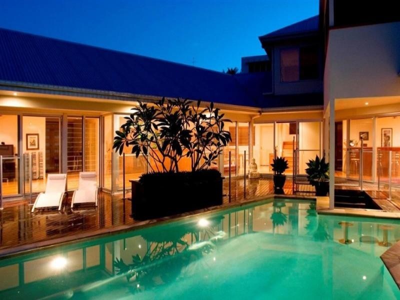 6 Compass Place, Sunrise Beach QLD 4567