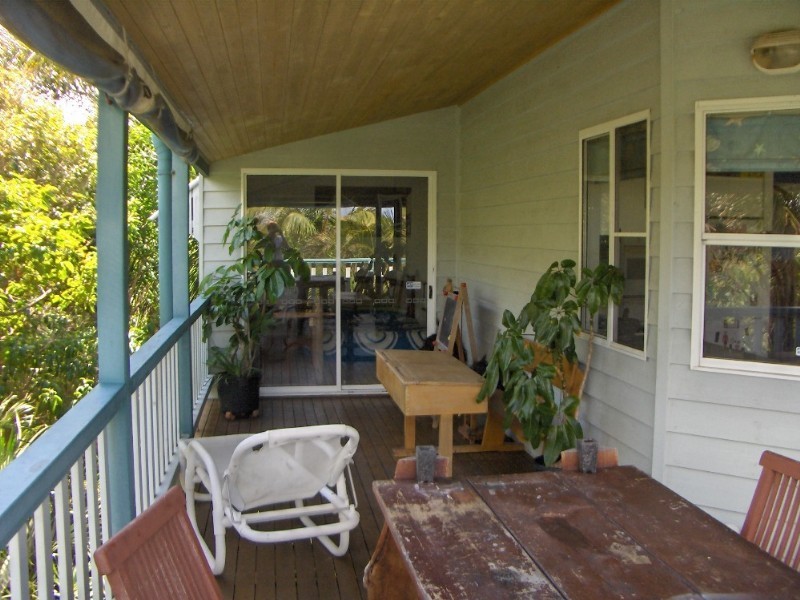 23 Orealla Crescent, Sunrise Beach QLD 4567