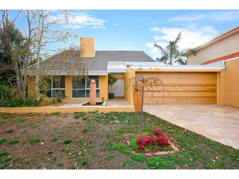 22 Normanby Drive, Greenvale VIC 3059