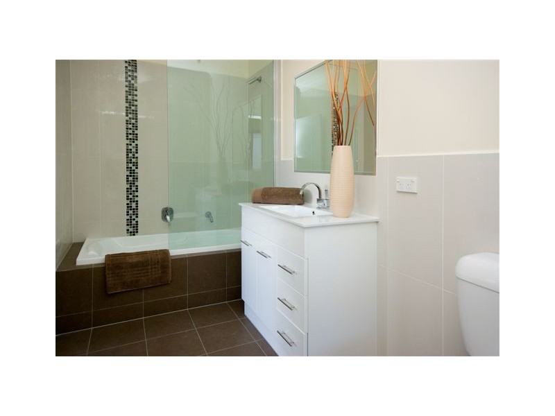 140 Plenty Road, Preston VIC 3072