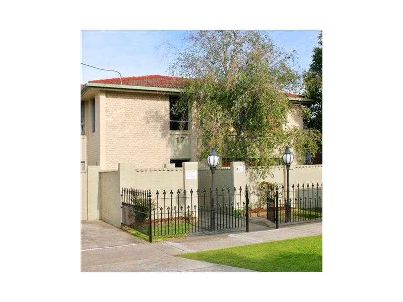 17 Kemp Street, Thornbury VIC 3071