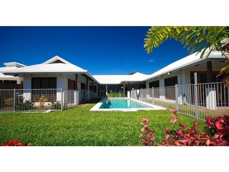 Trinity Beach QLD 4879