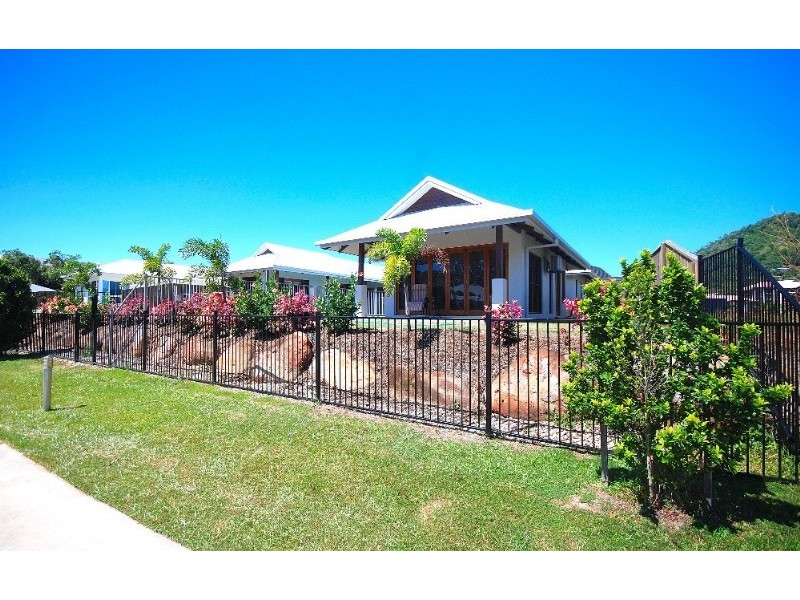 Trinity Beach QLD 4879