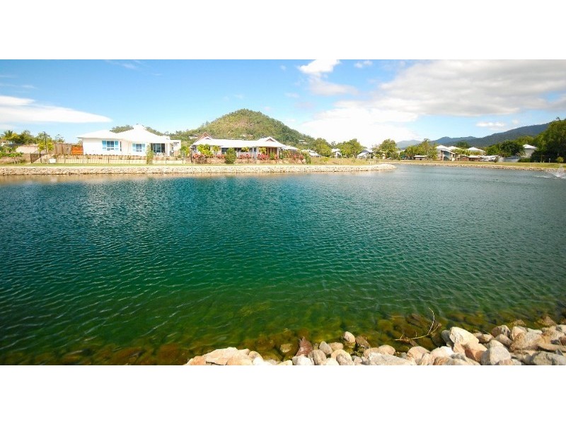 Trinity Beach QLD 4879