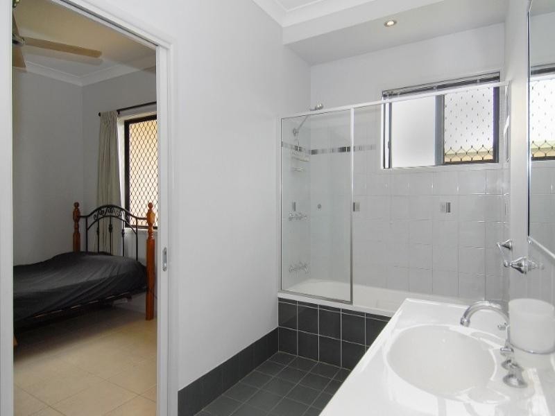 Kewarra Beach QLD 4879