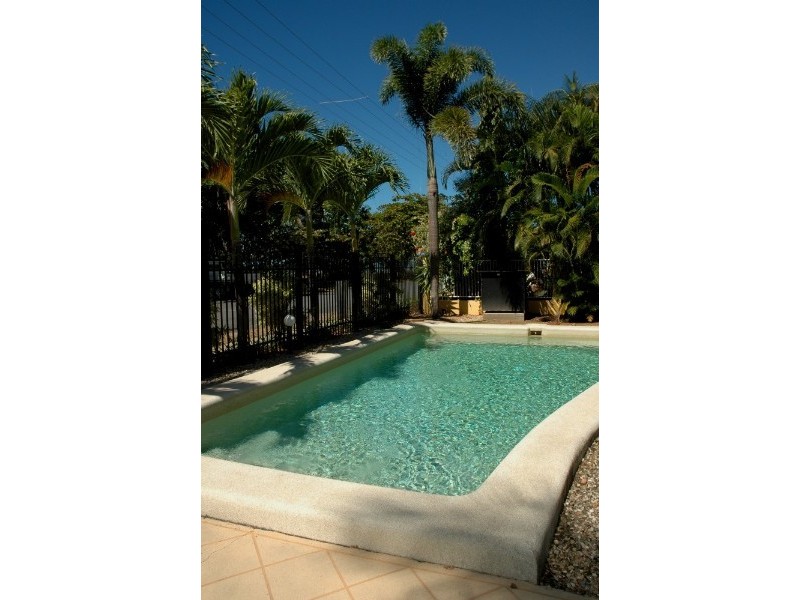 Yorkeys Knob QLD 4878