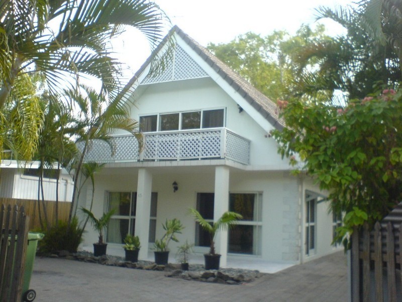 Clifton Beach QLD 4879