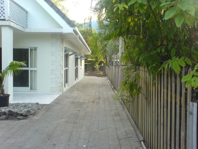 Clifton Beach QLD 4879