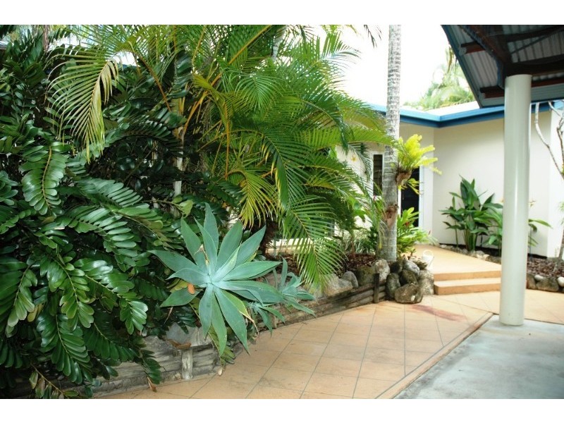 Kewarra Beach QLD 4879