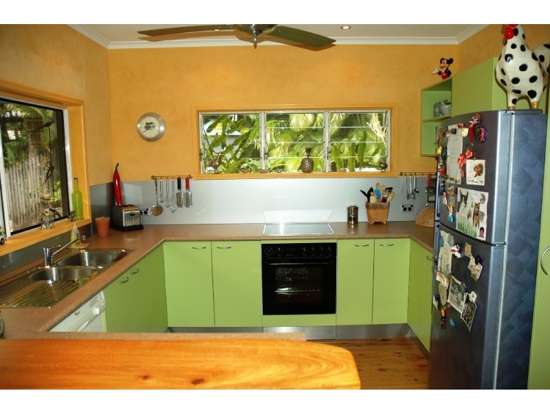 Kewarra Beach QLD 4879