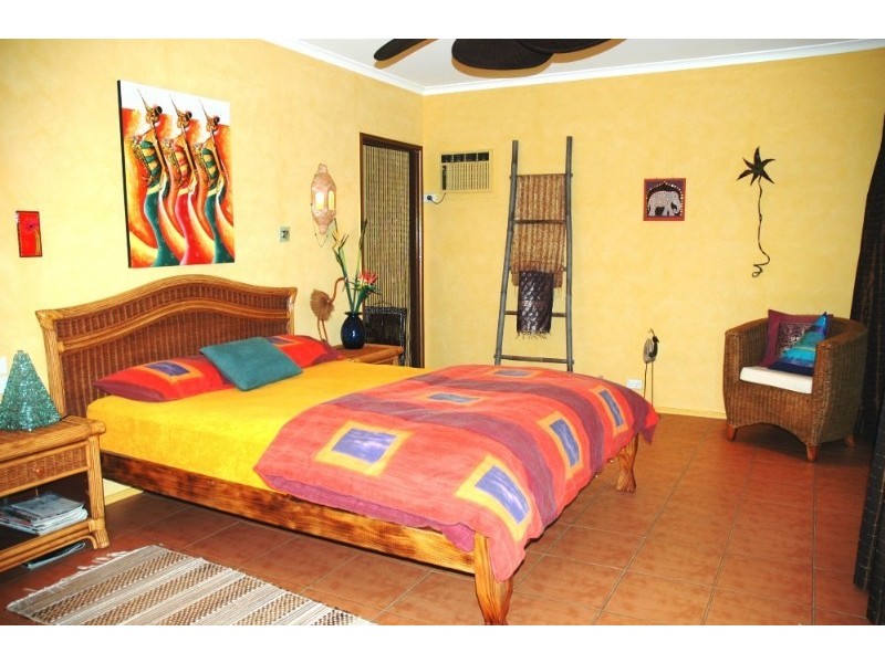 Kewarra Beach QLD 4879